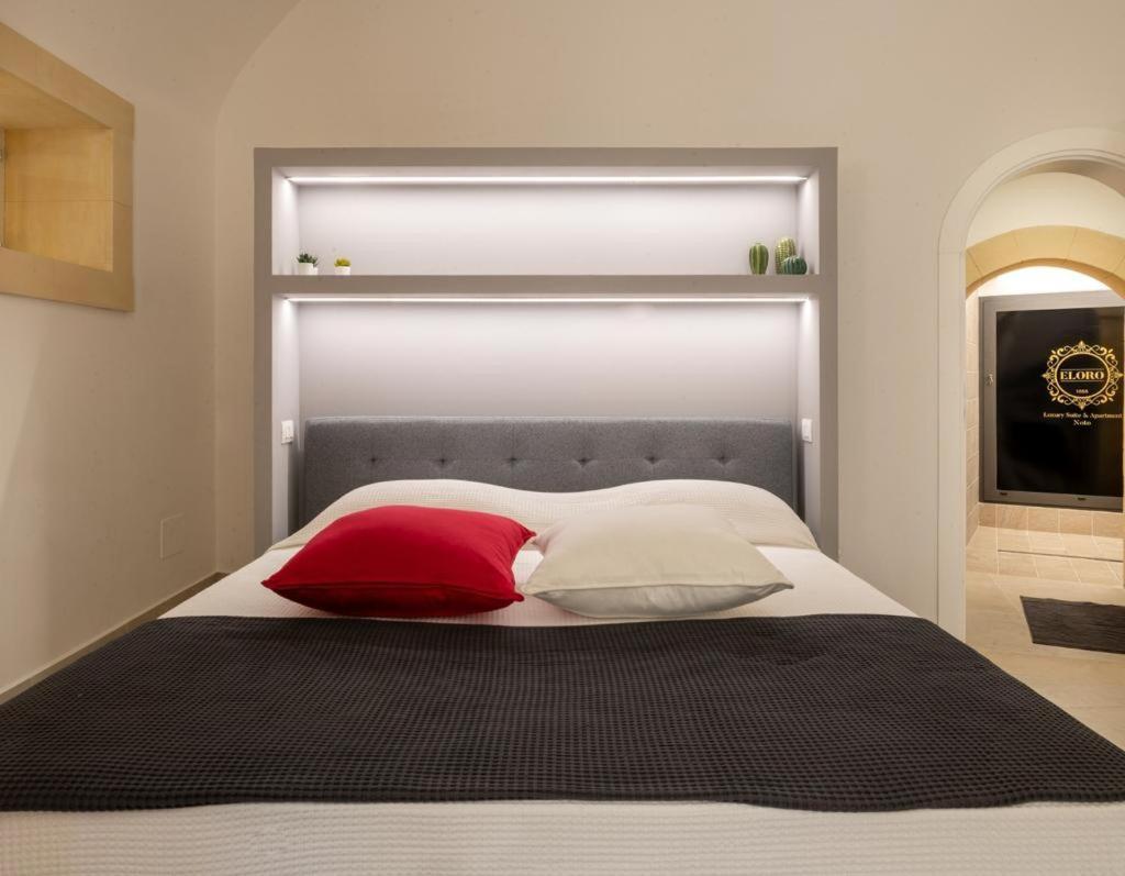 Esperia Luxury Suite & Apartment Noto Exterior foto