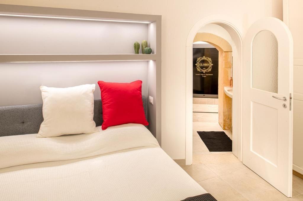 Esperia Luxury Suite & Apartment Noto Exterior foto